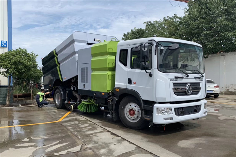 國六東風(fēng)D9  16噸（9水/7塵）洗掃車