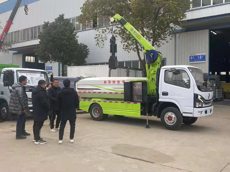 國(guó)六藍(lán)牌清淤車 抓斗車